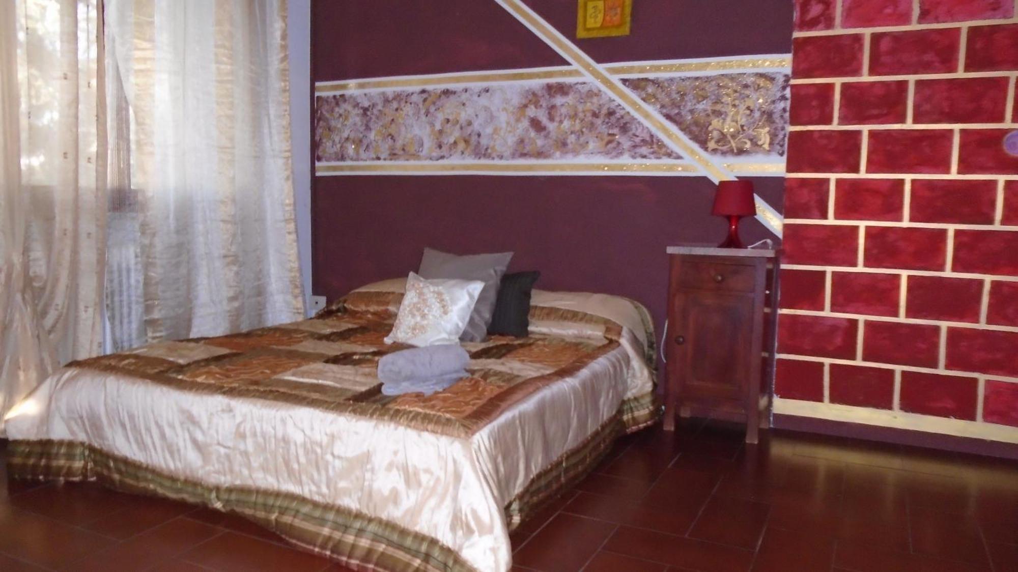 Tropical Bed&Breakfast Lucca Bagian luar foto