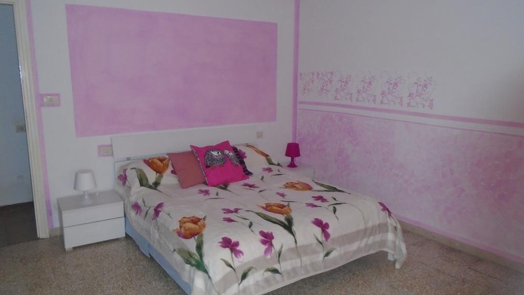 Tropical Bed&Breakfast Lucca Ruang foto