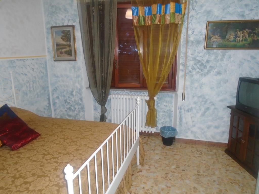Tropical Bed&Breakfast Lucca Ruang foto