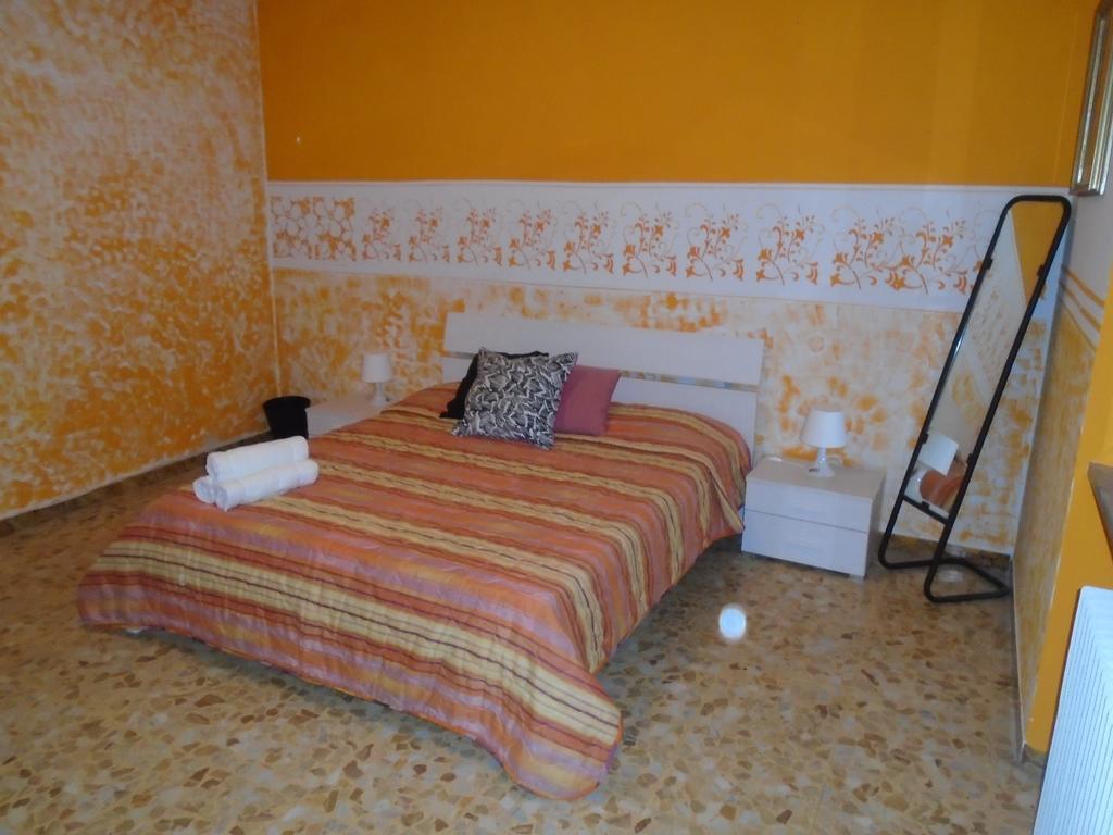Tropical Bed&Breakfast Lucca Ruang foto