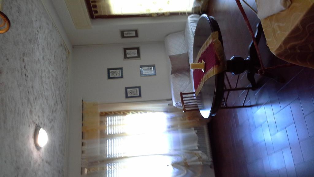 Tropical Bed&Breakfast Lucca Bagian luar foto