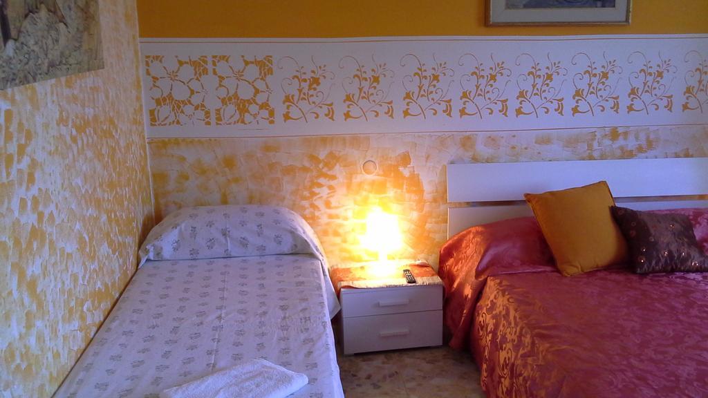 Tropical Bed&Breakfast Lucca Bagian luar foto